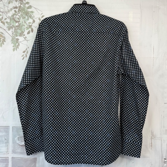 Tallia Mens Blue Starburst Collard Button Up Dress Up Shirt Sz. Medium M 15 1/2 - Picture 11 of 11